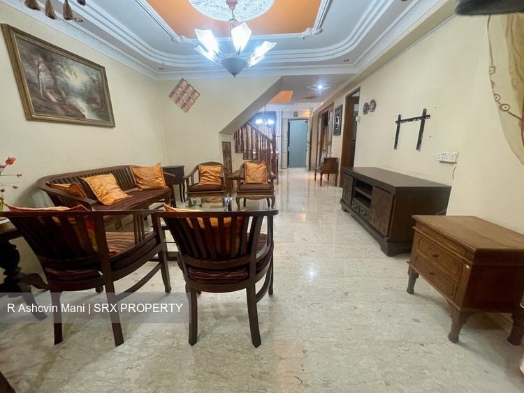 Blk 892 Tampines Avenue 8 (Tampines), HDB Executive #523016161